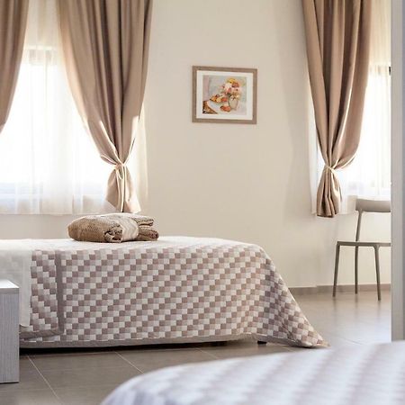 فندق Riviera Hub Cisano sul Neva المظهر الخارجي الصورة